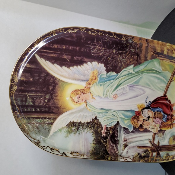 German gardening angel porcelain wall hanging - Picture 2 of 8